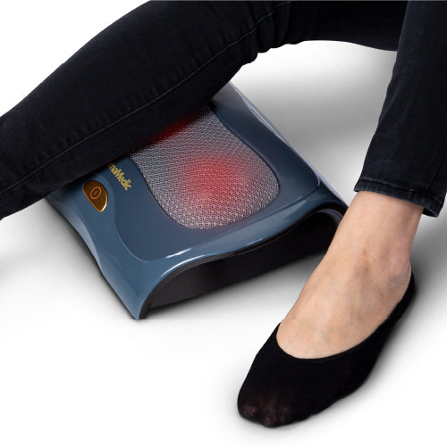 Amamedic Shiatsu Foot Massager - Usage on Calves