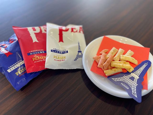 日本直送」東京ビーセン・カリッと海老 102g 6袋箱入り - Weee!