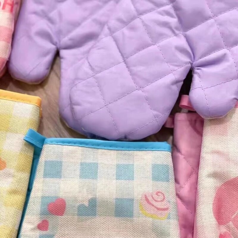 中国 FOXTAIL 三丽鸥隔热手套 加厚耐高温厨房烘焙手套 Hellokitty 一双| *预计到达时间3-4周