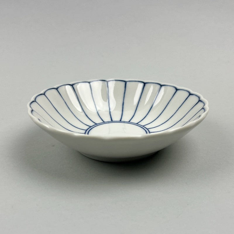 日本製 ひな菊 浅小鉢, 直径5.5インチ(6 oz) 1 個