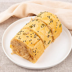 Pork Floss Roll (dessert/cake/ bread) 1 each