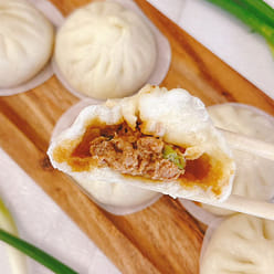 Hand-Made Pork and Green Onion Bao 9 count