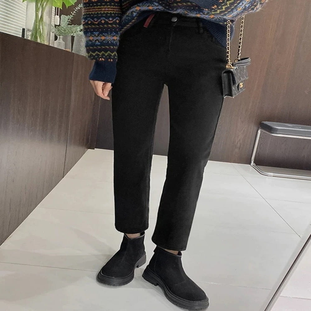 Women's Fleece-Lined Slimming High-Waist Jeans 1 count