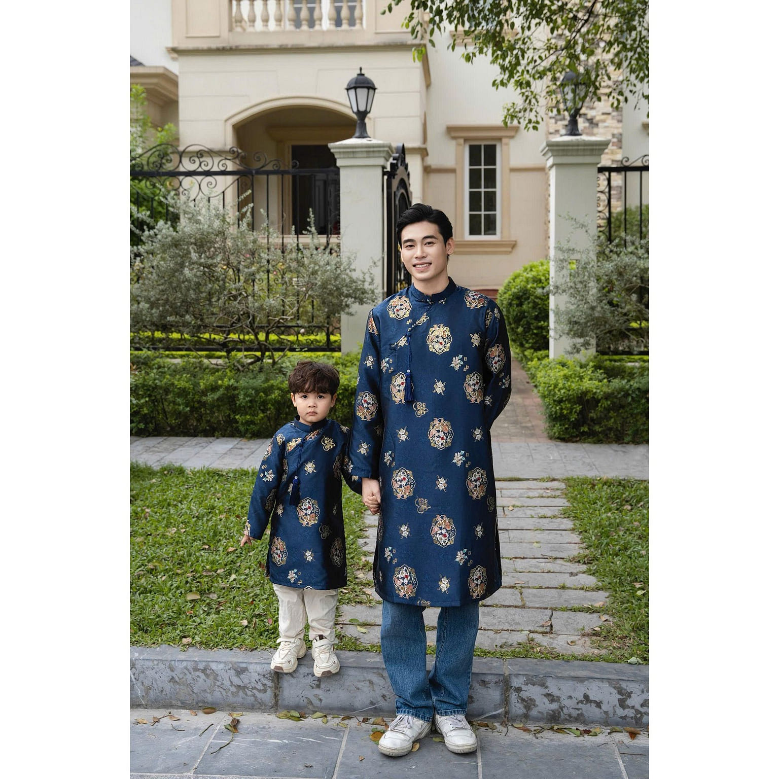 Cocolili Size 2XL B124 Silk Ao Dai Nam 1 each