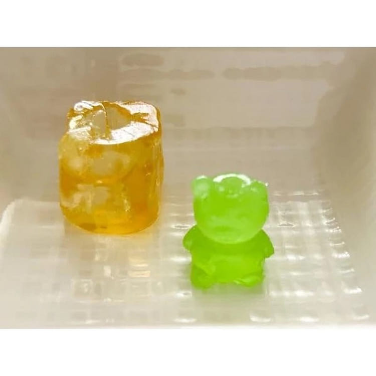 Get FamilyMart BEAR IN ICE GUMMY Muscat Grape Flavor Delivered