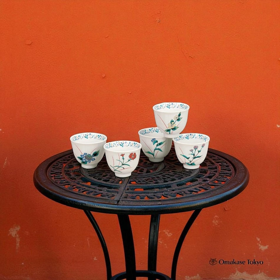 Kitaniyaki Tea Cups Set of  Five Flowers and Birds 1.1 pao