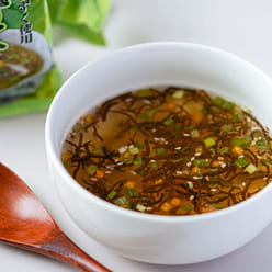 Yuzu Citrus & Mozuku Seaweed Soup 1 each