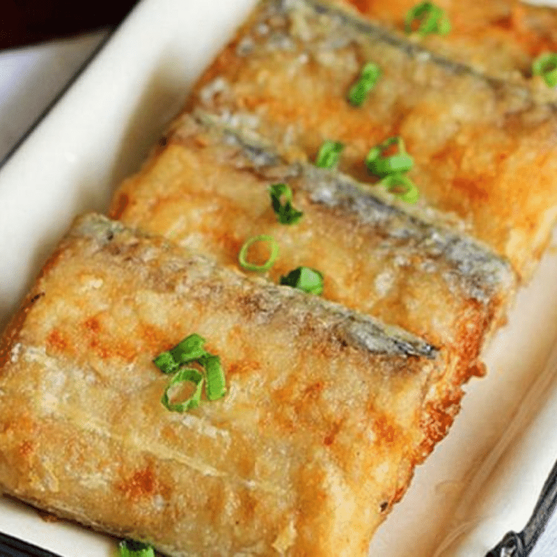 Pan-Fried Ribbonfish(w. fish bones) 0.75 ポンド