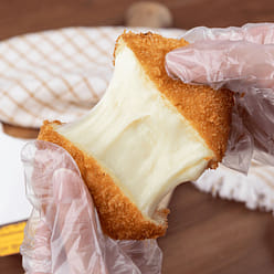 Korean korokke (Mozzarella) 1 each