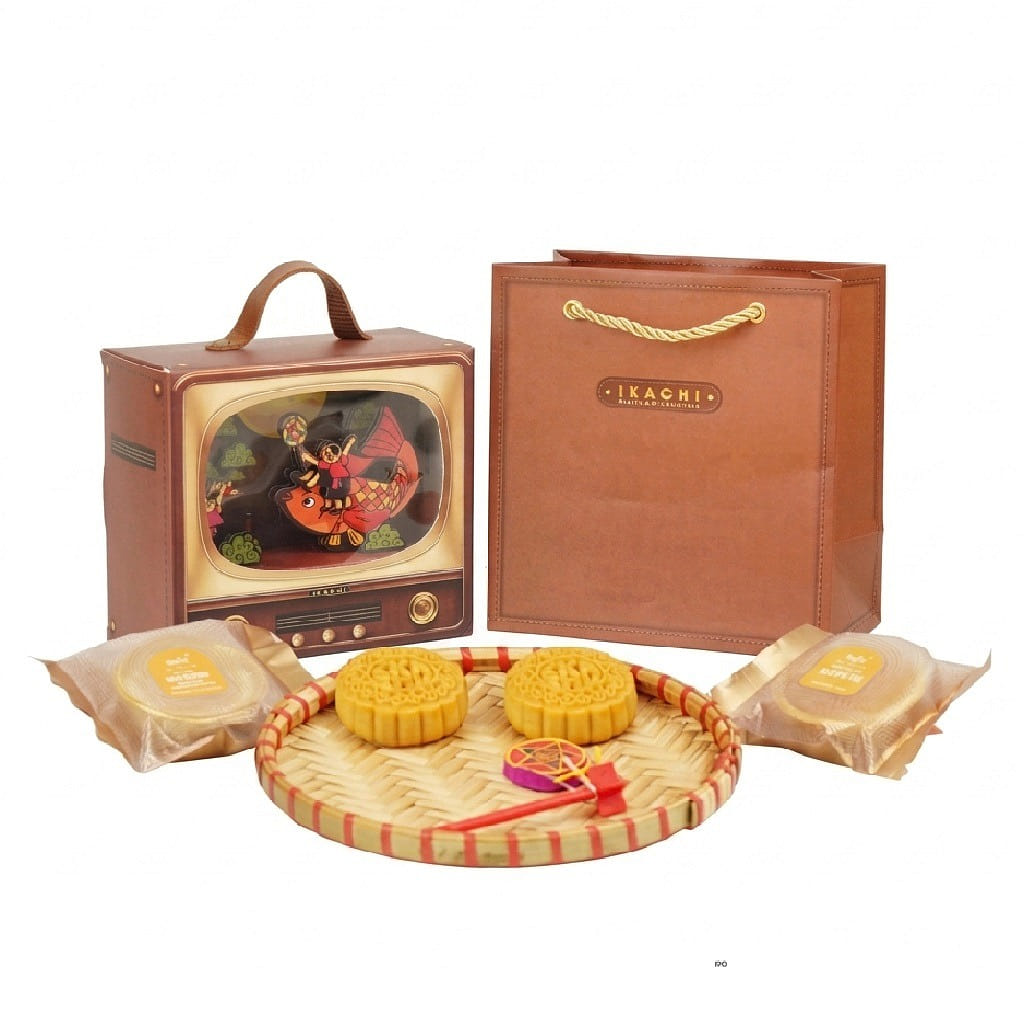 Ikachi Tiny TV Lantern Parade Premium Mooncake 214 g