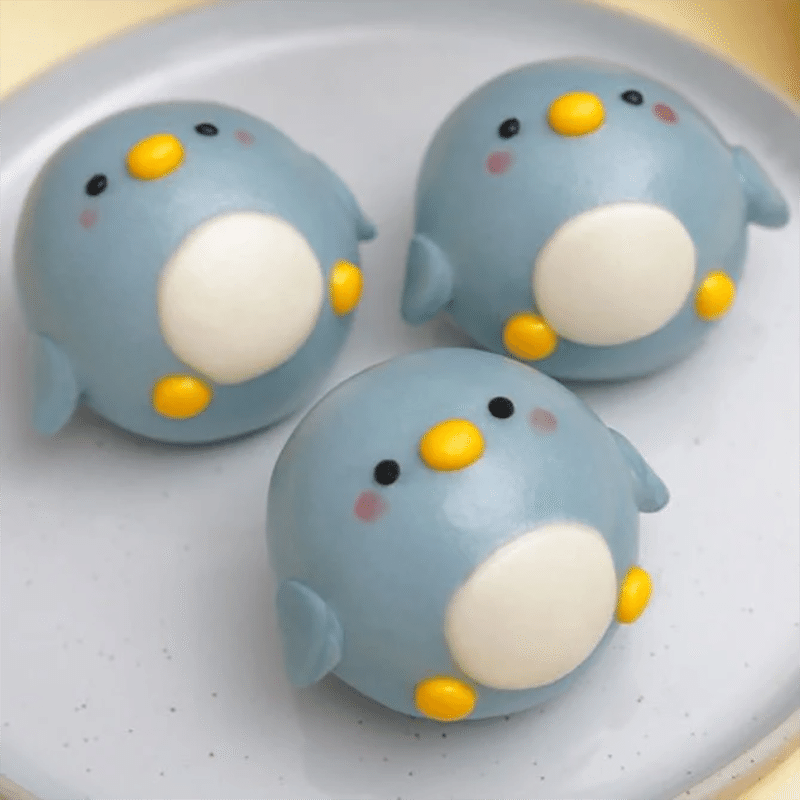 Blue Penguin Bao (with Taro Paste) 10.58 oz