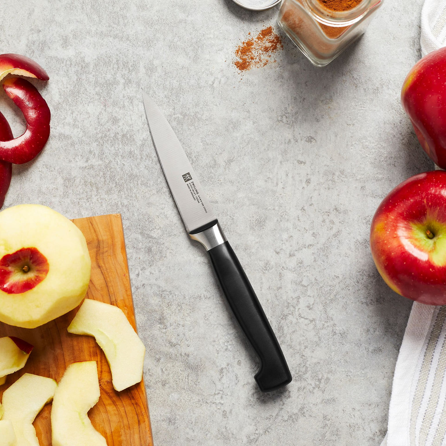 Zwilling Four Star Paring Knife 4-inch / Stainless Steel 1 개