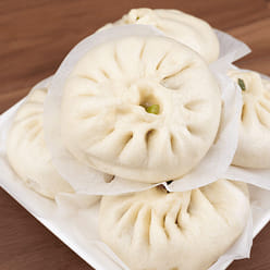 Hand-made Leek, Egg and Vermicelli Buns 5pcs 1 each