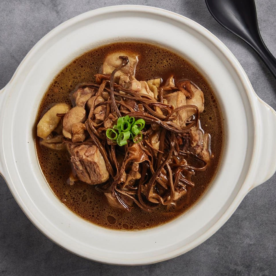 Chicken and mushroom stew 900 g