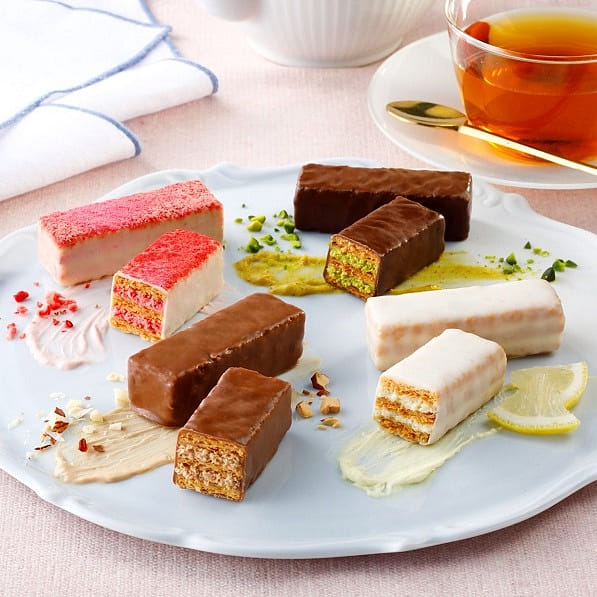 Japan Tokyo Station Francais cream millefeuille assortment 4 flavors 12pcs 1 케이스