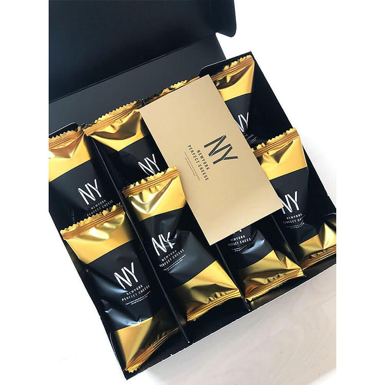 日本直送」ニューヨークパーフェクトチーズ 8本箱入り - Weee!