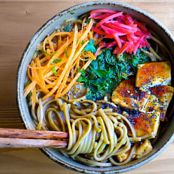 MOZUKU SEAWEED UDON NOODLES WITH BROTH (160g noodle/80ml soup) 240 g