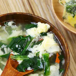 Instant soup dumplings with seafood seaweed 40 g