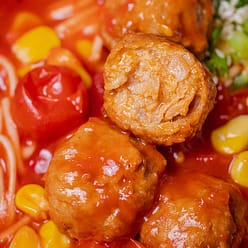 Ramen says three and a half fresh tomato puree ramen 146.4 g