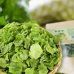 Dried lettuce and local specialties 100 g