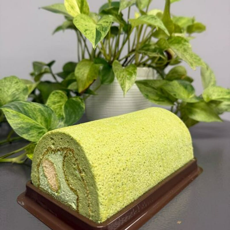Matcha Tiramisu Cake Roll 340 g