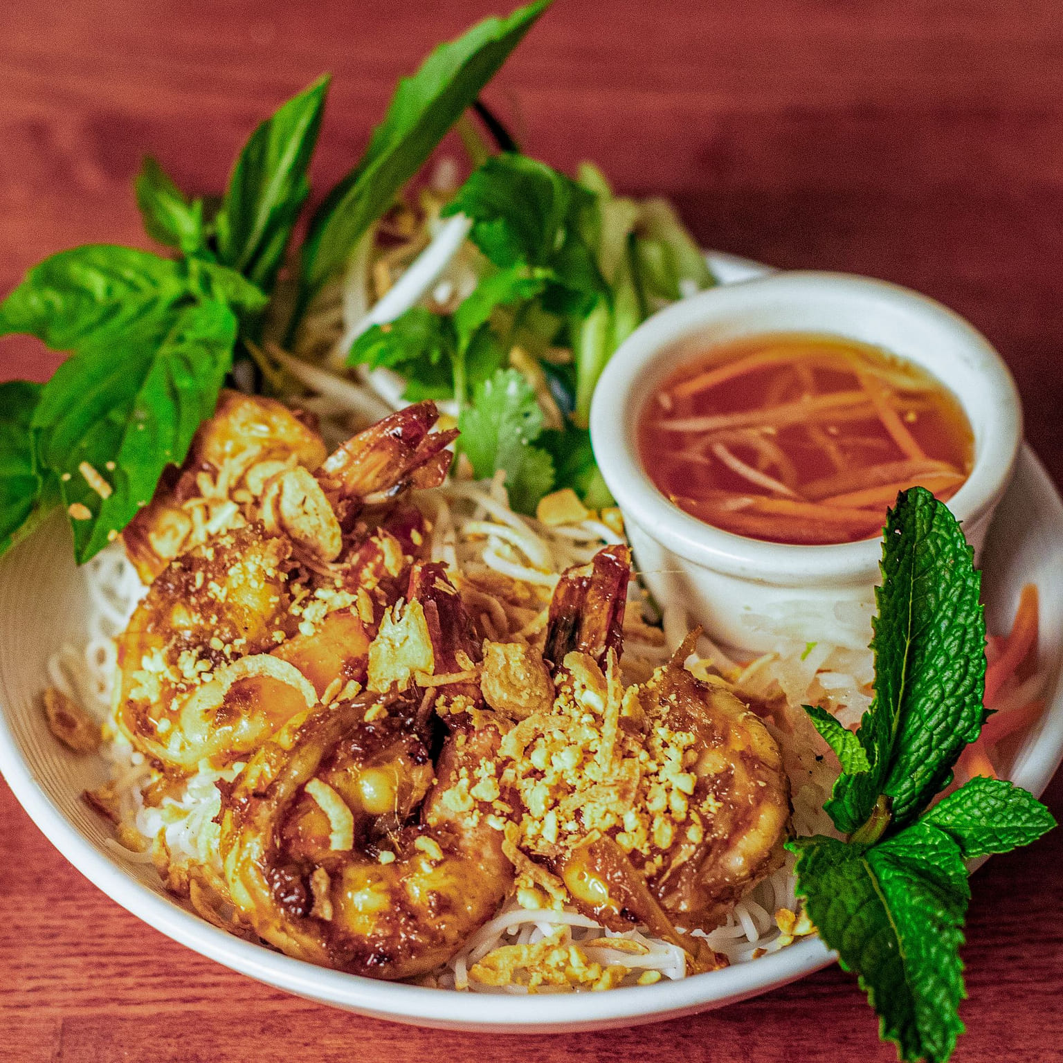 Vermicelli Bowl with Lemongrass Shrimp 400 그램