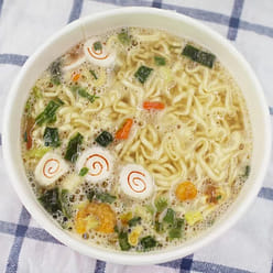 公仔面（海鲜味） 75 克