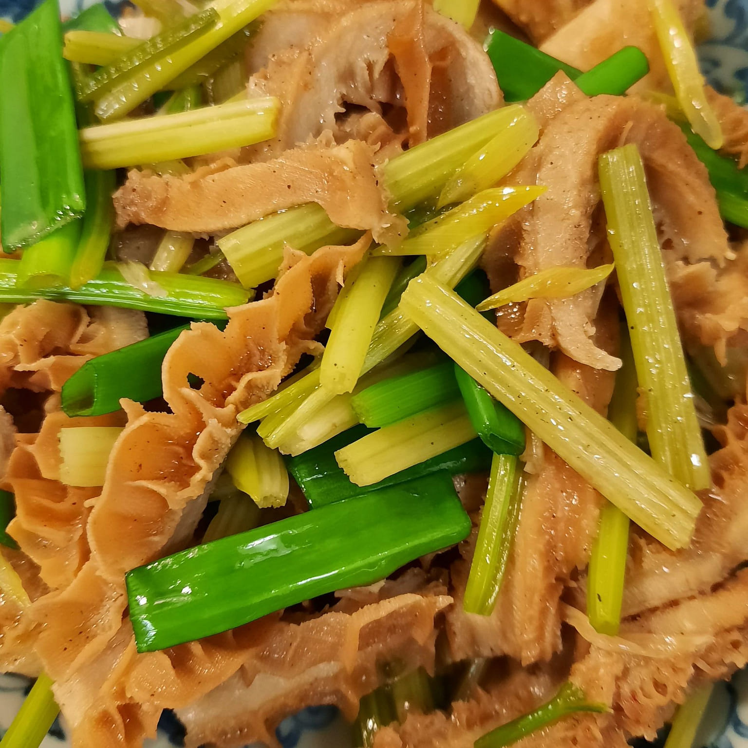 葱爆牛肚丝 1 份