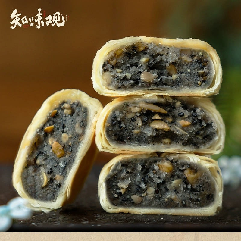 crispy mooncakes,,, 180 g