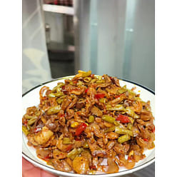 Spicy Chicken Offal with Pickled Long Beans 400 g