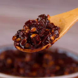 Paste chili 240g * 1 bag with garlic paste flavor 240 g