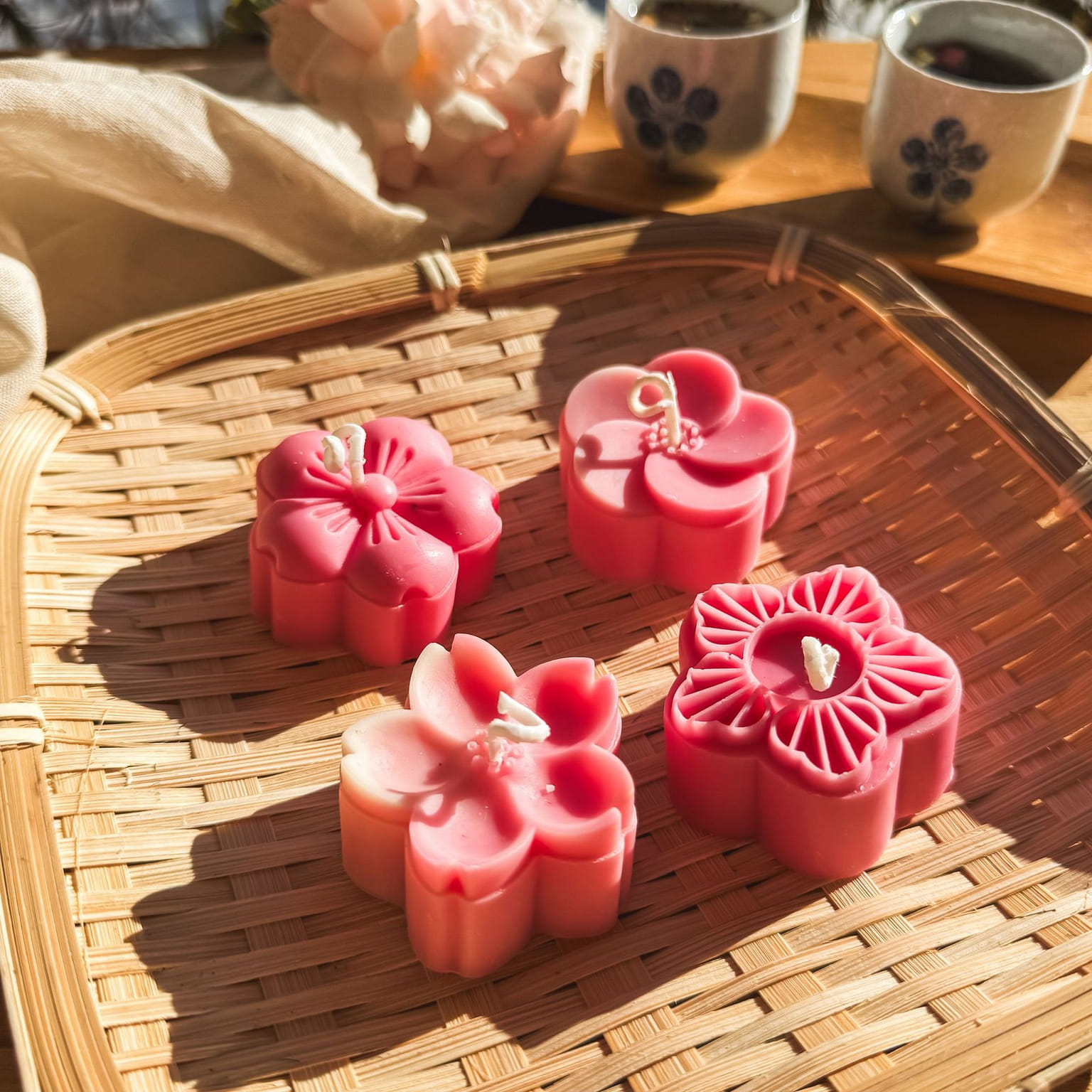 UPFLICK Sakura Cherry Candle Set Strawberry Scent 4 each