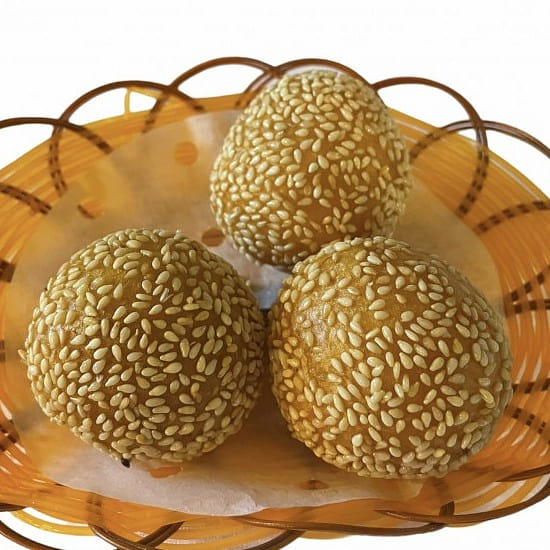 Red bean paste sesame balls 3 count