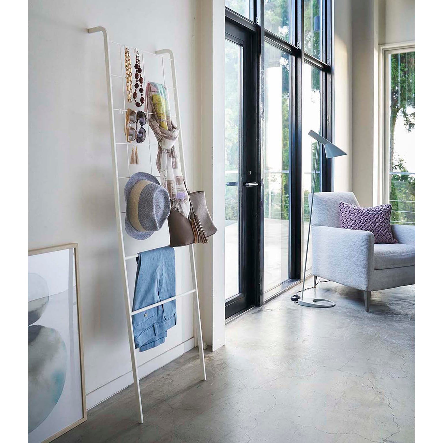 Leaning Ladder with Grid Panel (63" H) Steel White 1 each