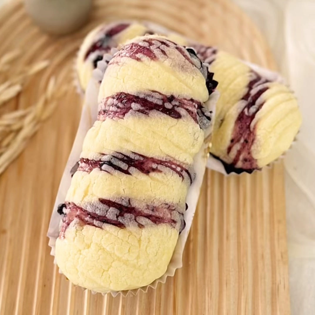 Snow Montain Blueberry Bun 75 g