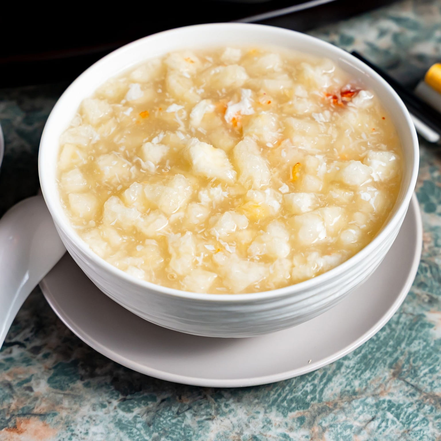 Crab, Egg White & Fish Maw Soup 32oz 1 each