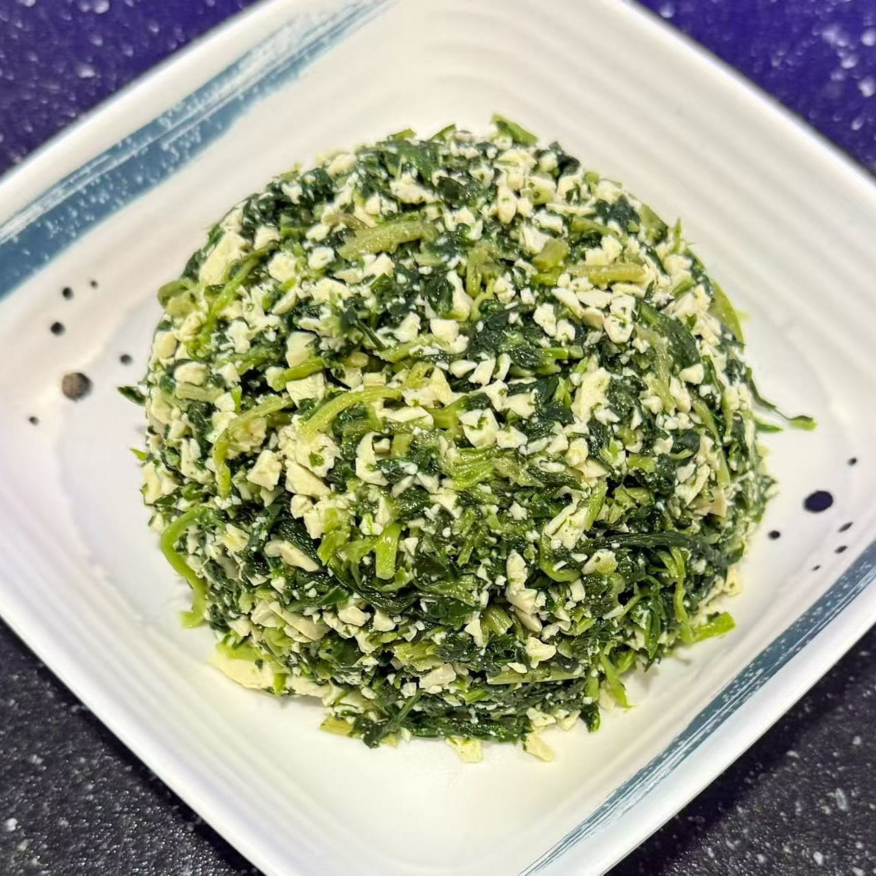 Cold Tossed Malantou 180 g