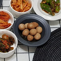 Chili peppers Quail eggs braised 1 kg, 1 piece 1000 g