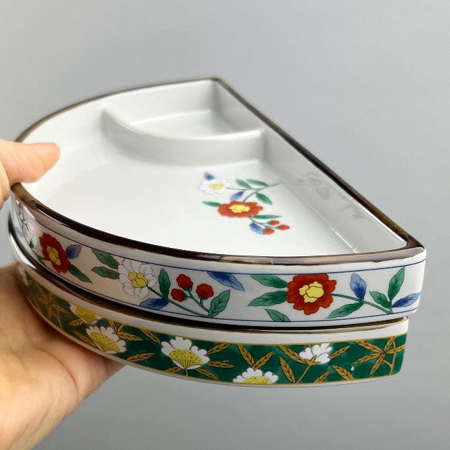 Made-in-Japan Obi Half Round Plate, 9.25" x 5", White Band with Red Flowers 1 phần