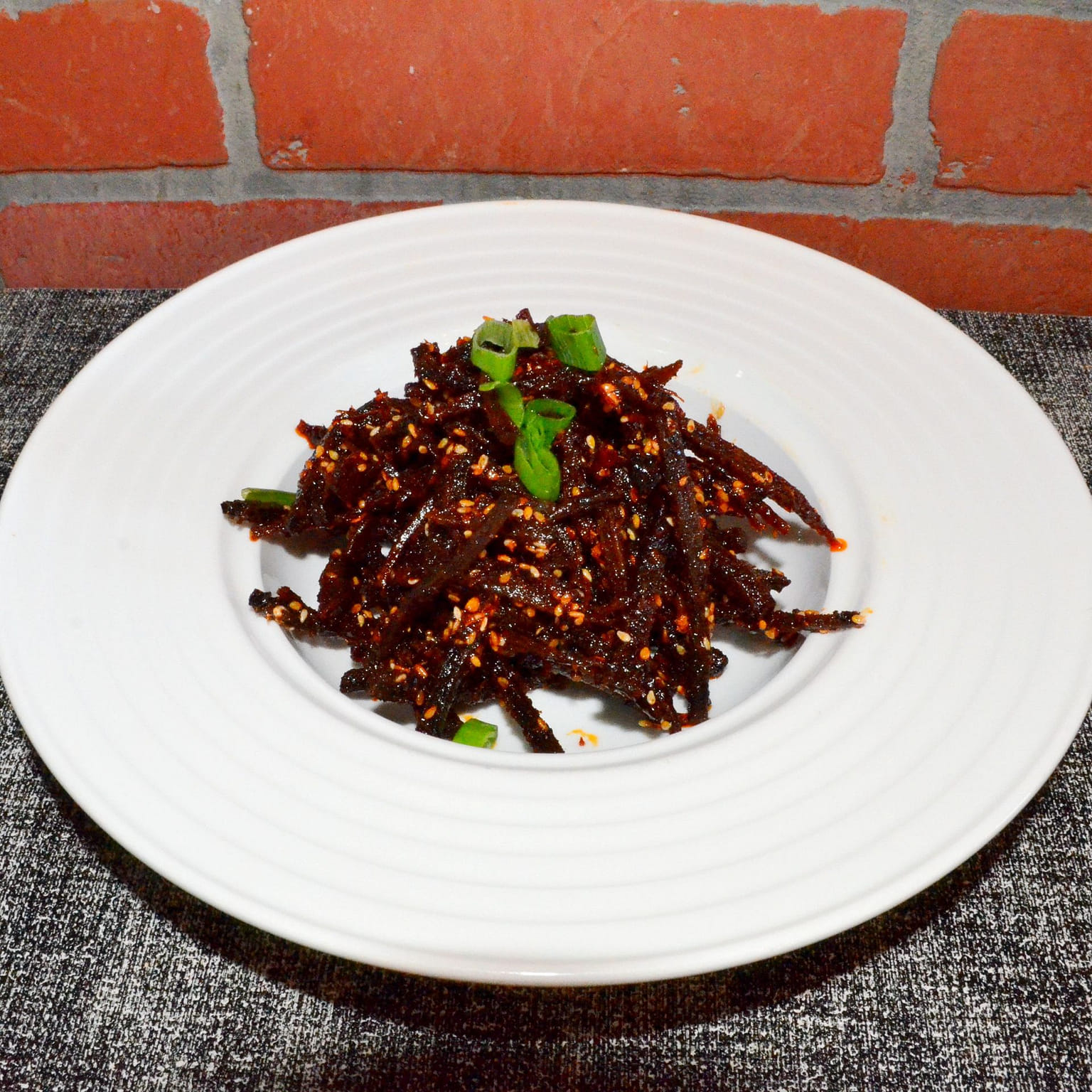 Guizhou-style Spicy and Numbing Beef Jerky 100 그램