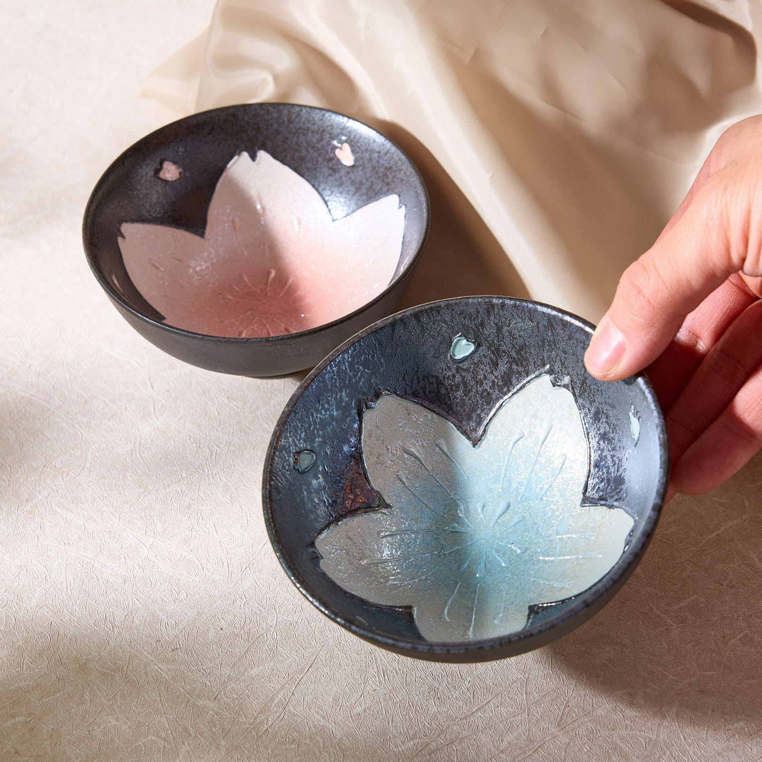 Hasami Ware Sakura Bowl Pair 387 그램