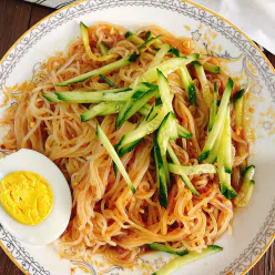 Spicy sauce mixed with cold noodles 310g 310 g