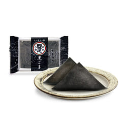 5 pieces of Yatsuhashi with black sesame and sweet 1 each