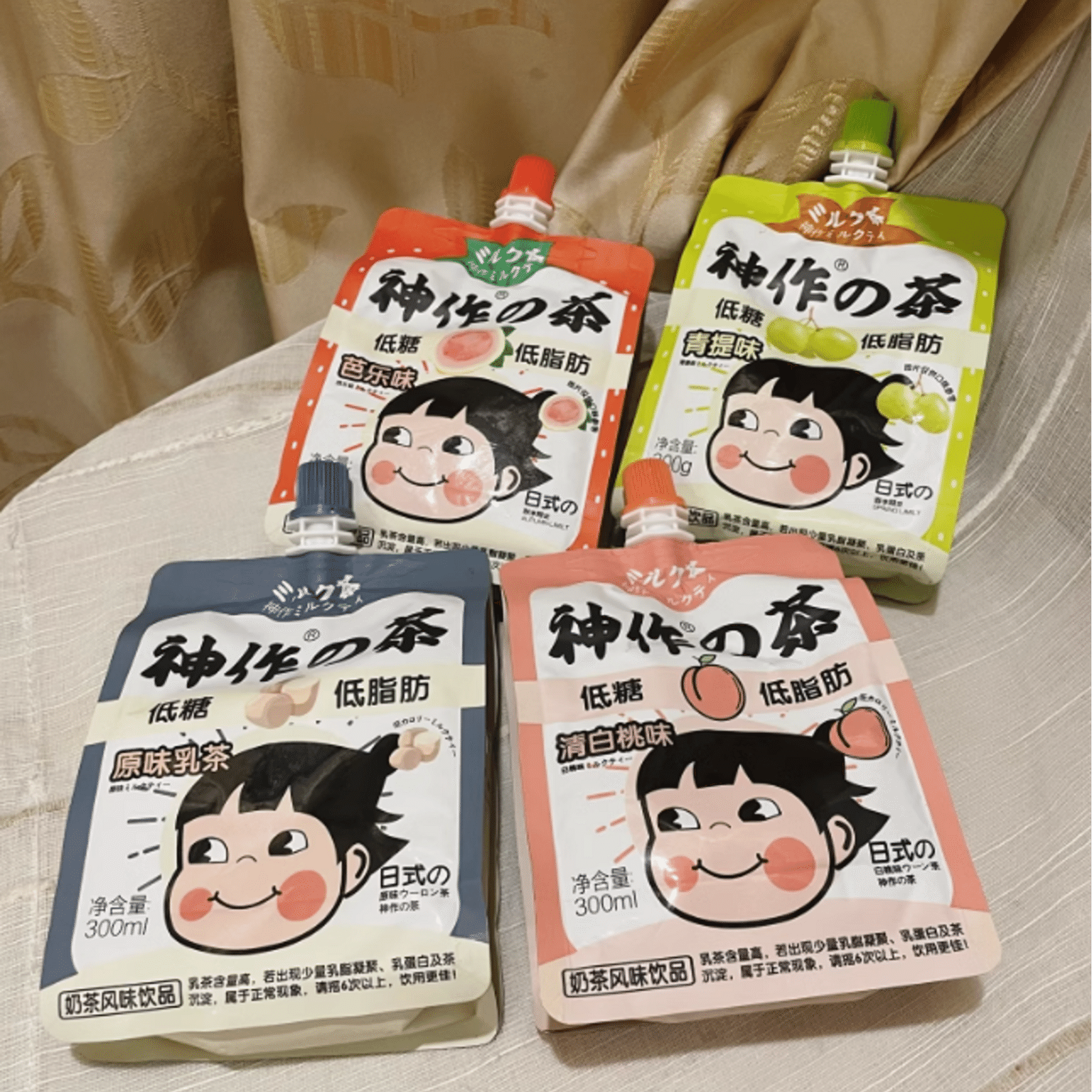 Shenzuo Tea Japanese-style milk tea hand bag 4-flavor combination pack 1 ส่วน