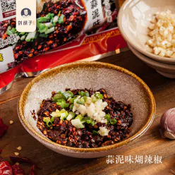 Paste chili 240g * 1 bag with garlic paste flavor 240 g