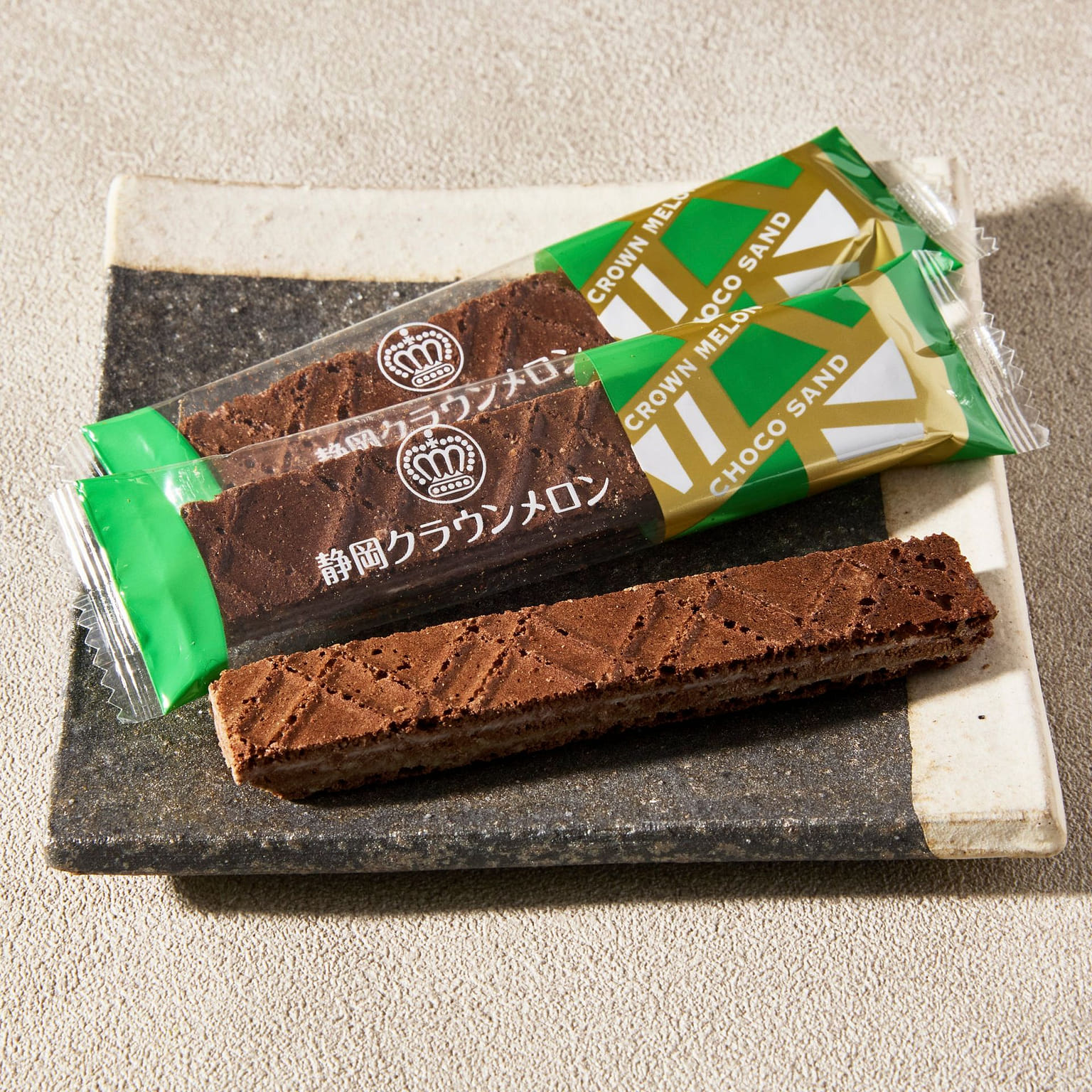 Crown Melon Wafer - Chocolate (10 pieces) 95 그램