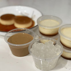 Caramel pudding w. coffee sauce + boba (4pcs) 1 count