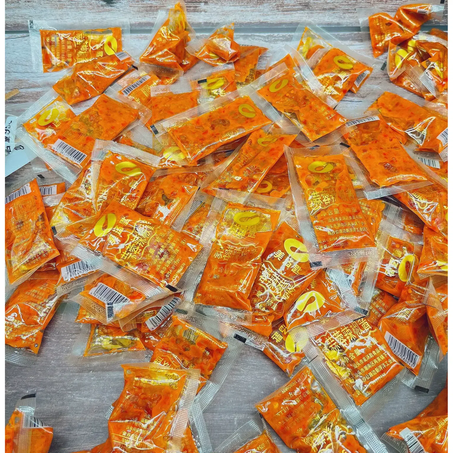 Mei soup spoon garlic chili sauce 10g * 10 packets 100 กรัม