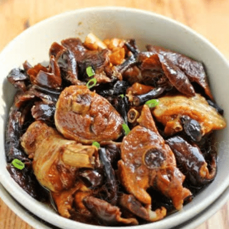 Chicken Stewed with Mushrooms 500g 1 each