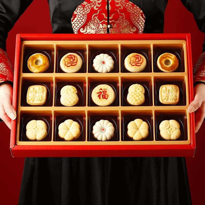 Family Reunion Pastry Gift Box 640 g